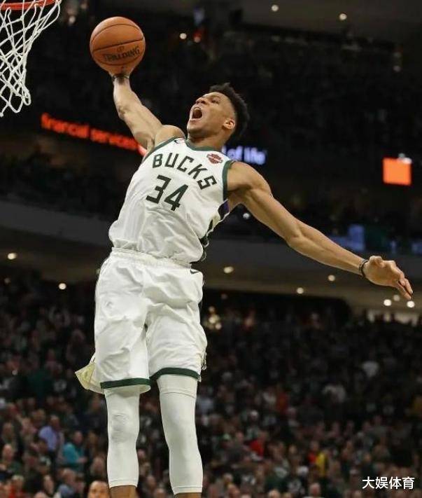 字母哥三巨头联手,刷新队史纪录得分突破,险胜冲击季后赛!的简单介绍