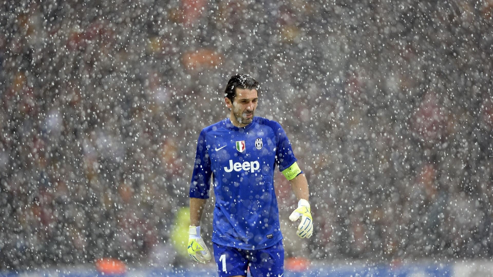 DWG前途光明!,阿扎伦卡新星重返赛场表现突出赢得满堂喝彩