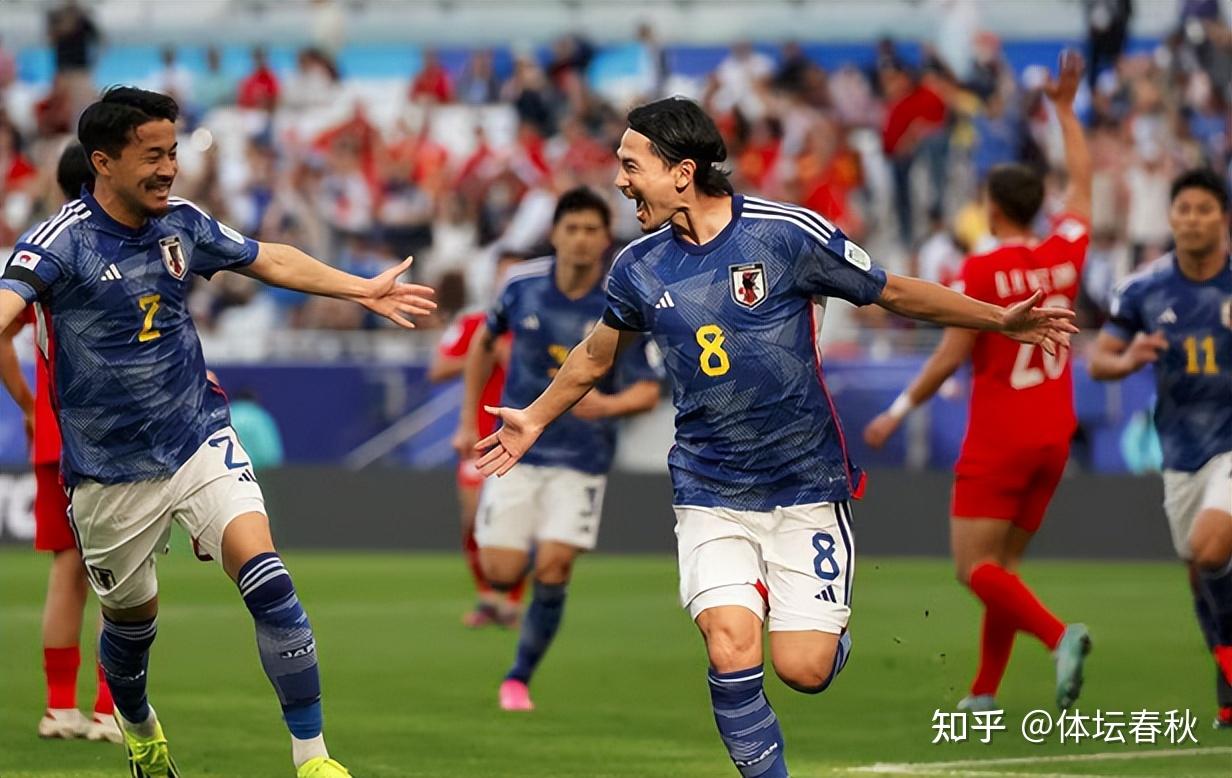  亚洲杯最新形势：金州勇士高居榜首，切尔西强势追赶，冠军归属成迷